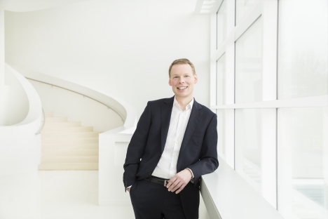 Bertelsmann-CFO Rolf Hellermann hat die Ausweitung der Partnerschaft mit Microsoft vorangetrieben - Foto: Sebastian Pfuetze